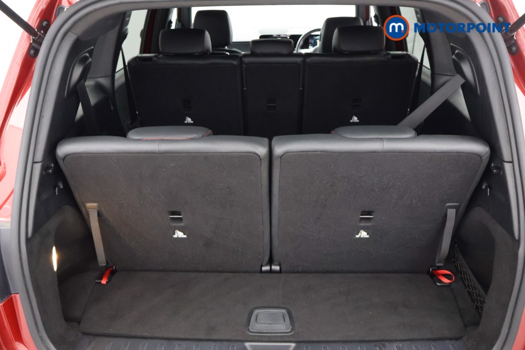 Mercedes-Benz GLB Amg Line Automatic Petrol SUV - Stock Number (1584429) - 31st supplementary image