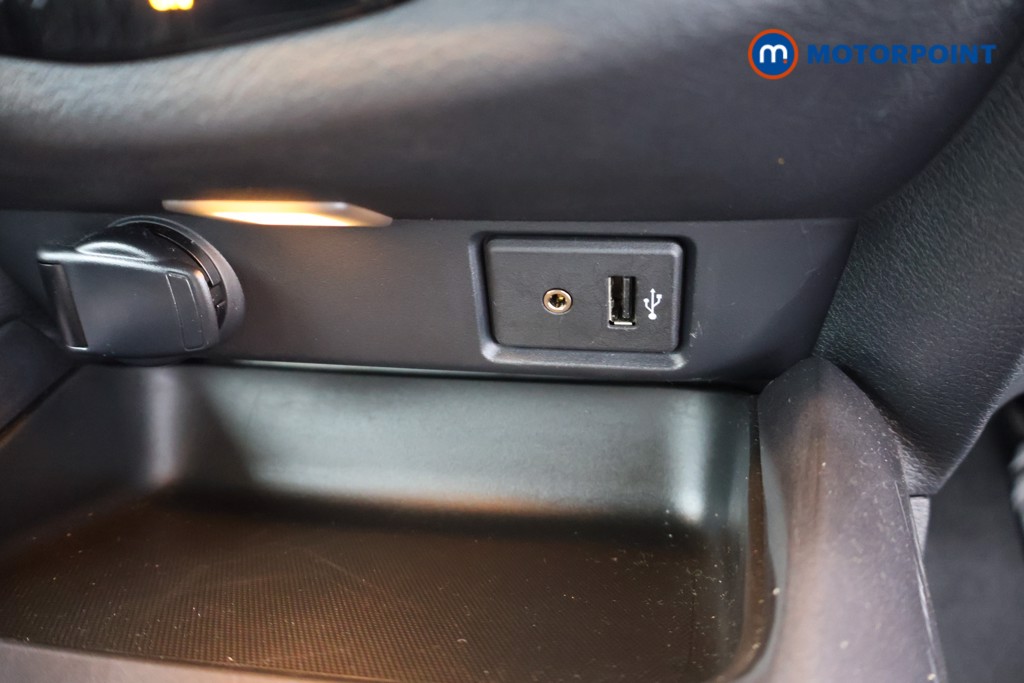 Nissan Juke Visia Manual Petrol SUV - Stock Number (1584430) - 12th supplementary image