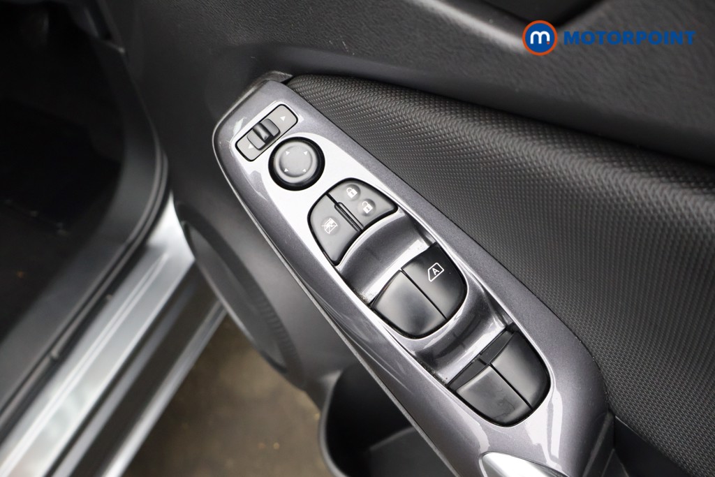 Nissan Juke Visia Manual Petrol SUV - Stock Number (1584430) - 20th supplementary image