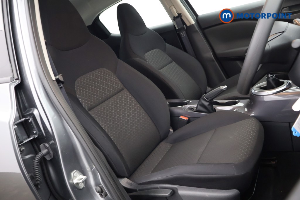 Nissan Juke Visia Manual Petrol SUV - Stock Number (1584430) - 23rd supplementary image
