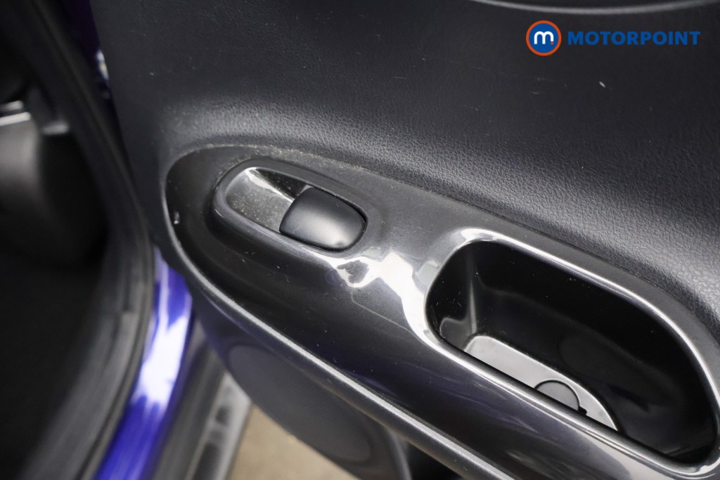 Nissan Juke Tekna Automatic Petrol SUV - Stock Number (1584639) - 28th supplementary image