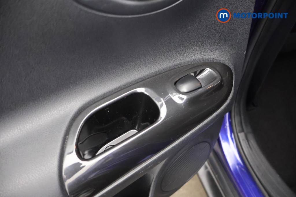 Nissan Juke Tekna Automatic Petrol SUV - Stock Number (1584639) - 36th supplementary image