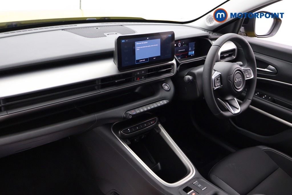 Jeep Avenger Summit Automatic Electric SUV - Stock Number (1584671) - 40th supplementary image