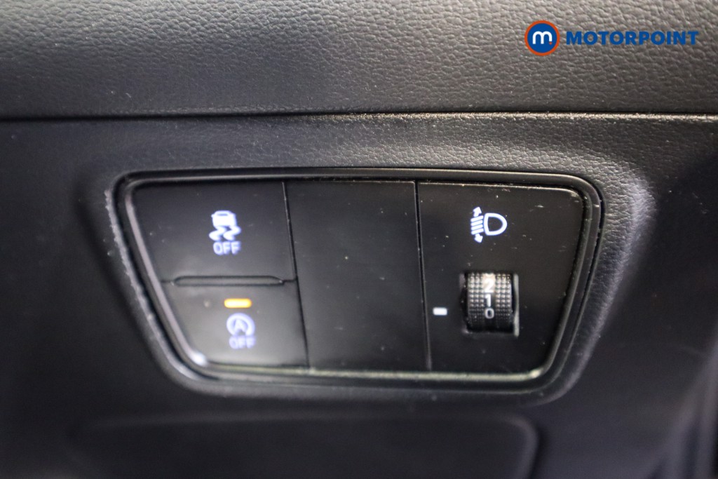 Hyundai Tucson Se Connect Manual Petrol SUV - Stock Number (1584780) - 12th supplementary image