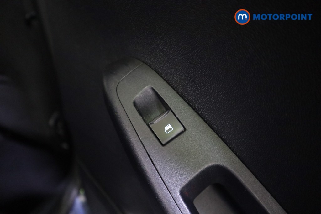 Ford Fiesta Active Manual Petrol Hatchback - Stock Number (1584917) - 18th supplementary image