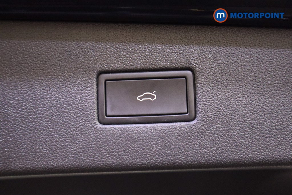 Volkswagen Tiguan Allspace Life Manual Petrol SUV - Stock Number (1584953) - 21st supplementary image