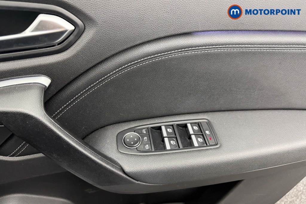 Renault Captur Techno Automatic Petrol-Electric Hybrid SUV - Stock Number (1585131) - 15th supplementary image
