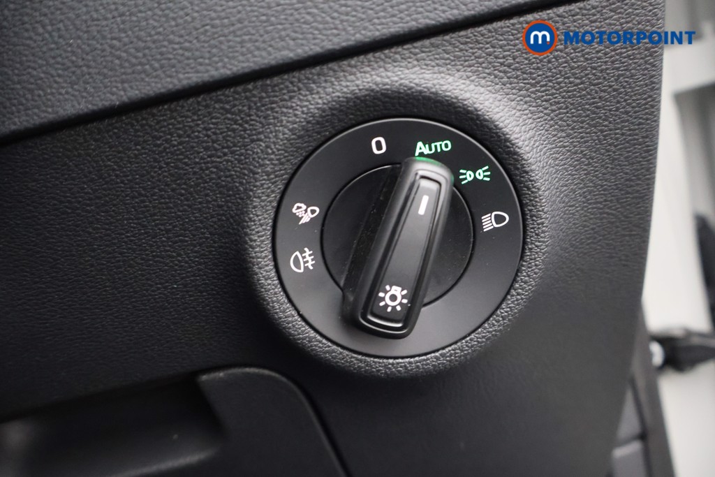 Skoda Karoq Sportline Edition Automatic Petrol SUV - Stock Number (1585923) - 7th supplementary image