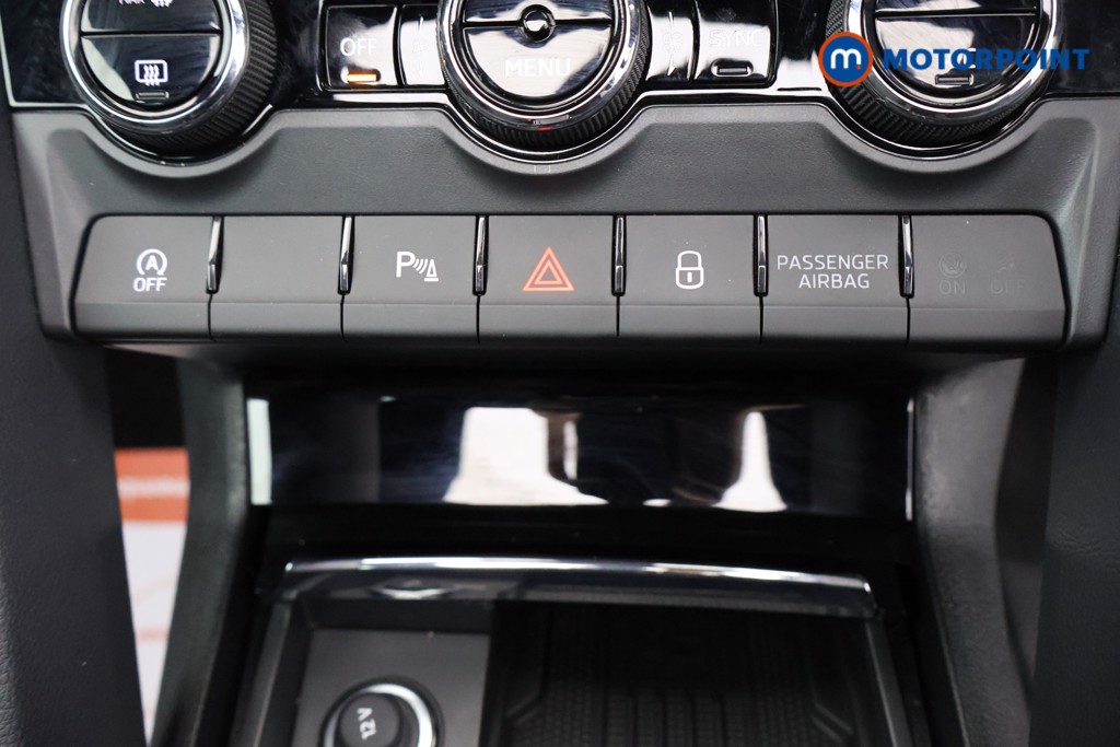 Skoda Karoq Sportline Edition Automatic Petrol SUV - Stock Number (1585923) - 14th supplementary image