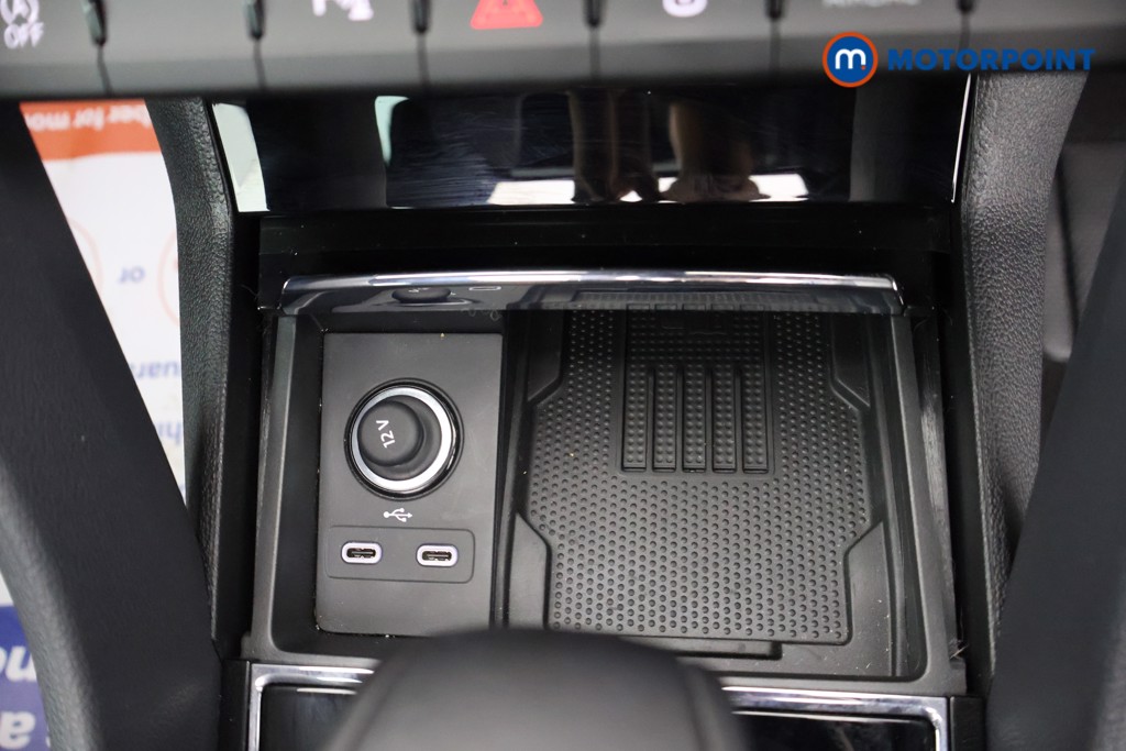 Skoda Karoq Sportline Edition Automatic Petrol SUV - Stock Number (1585923) - 15th supplementary image