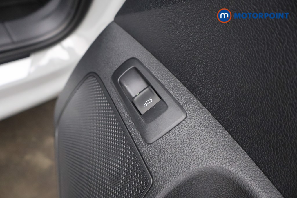 Skoda Karoq Sportline Edition Automatic Petrol SUV - Stock Number (1585923) - 26th supplementary image