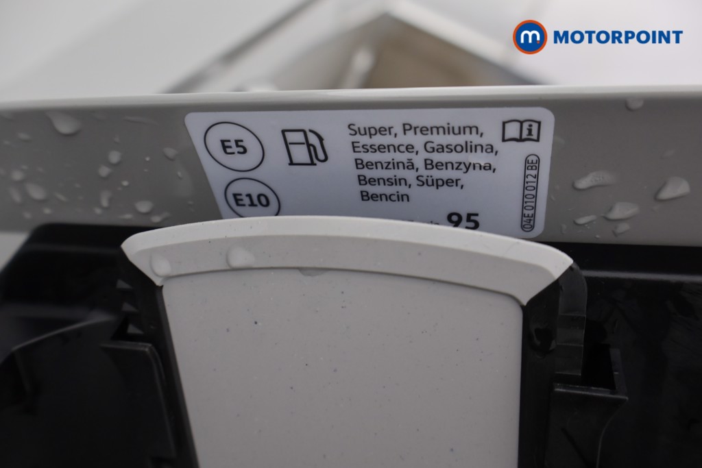 Skoda Karoq Sportline Edition Automatic Petrol SUV - Stock Number (1585923) - 36th supplementary image