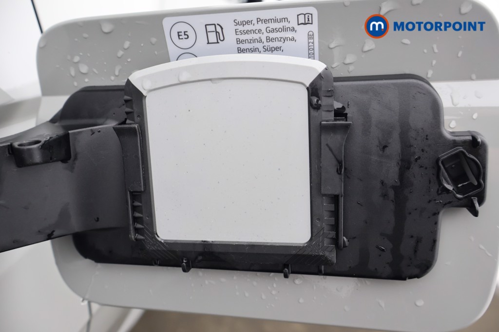 Skoda Karoq Sportline Edition Automatic Petrol SUV - Stock Number (1585923) - 37th supplementary image