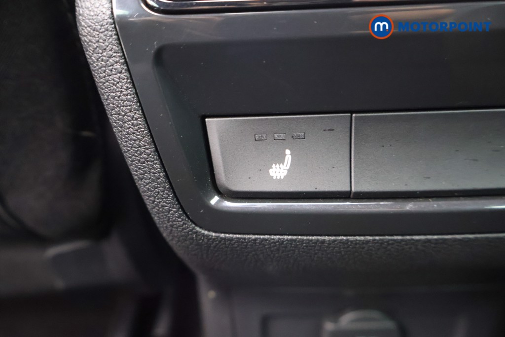 Skoda Karoq Sportline Edition Automatic Petrol SUV - Stock Number (1585923) - 47th supplementary image