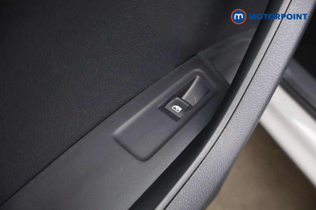 Skoda Karoq Sportline Edition Automatic Petrol SUV - Stock Number (1585923) - 50th supplementary image