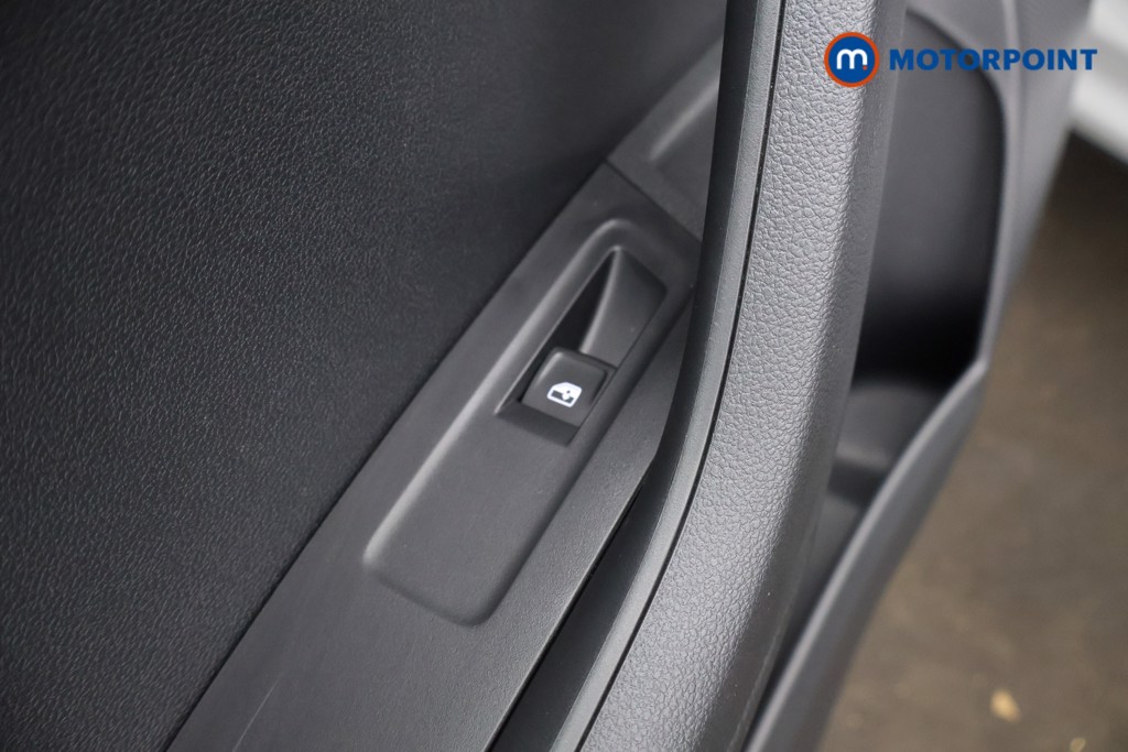 Skoda Karoq Sportline Edition Automatic Petrol SUV - Stock Number (1585923) - 54th supplementary image