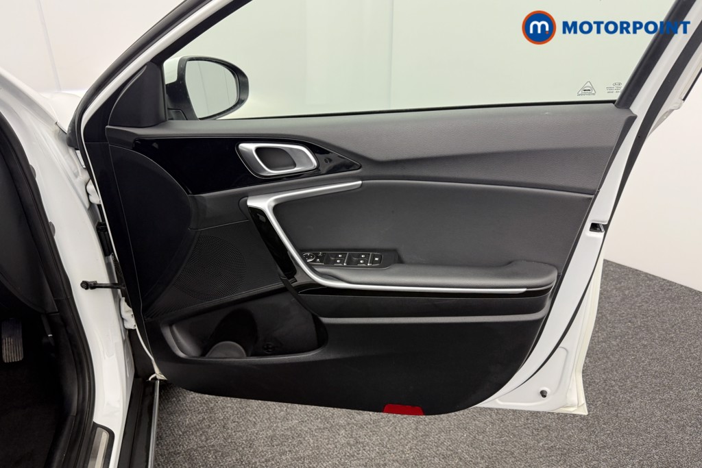 KIA Xceed 3 Automatic Petrol Hatchback - Stock Number (1586242) - 16th supplementary image