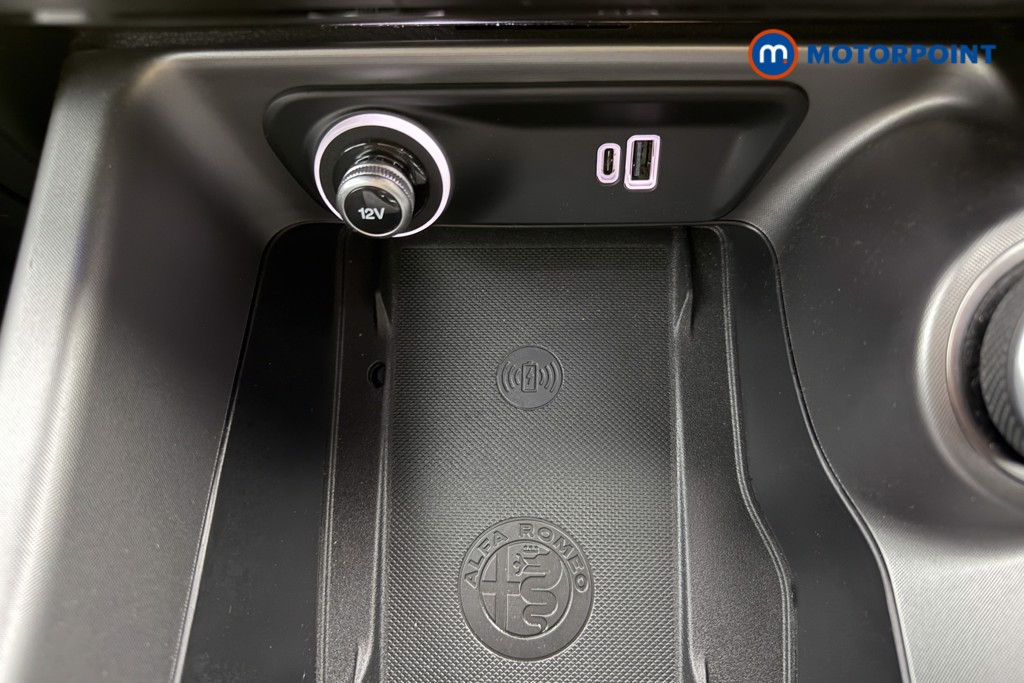 Alfa Romeo Tonale TI Automatic Petrol SUV - Stock Number (1586473) - 14th supplementary image
