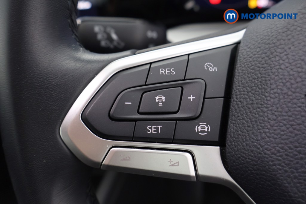 Volkswagen Golf Life Manual Petrol Hatchback - Stock Number (1586505) - 2nd supplementary image