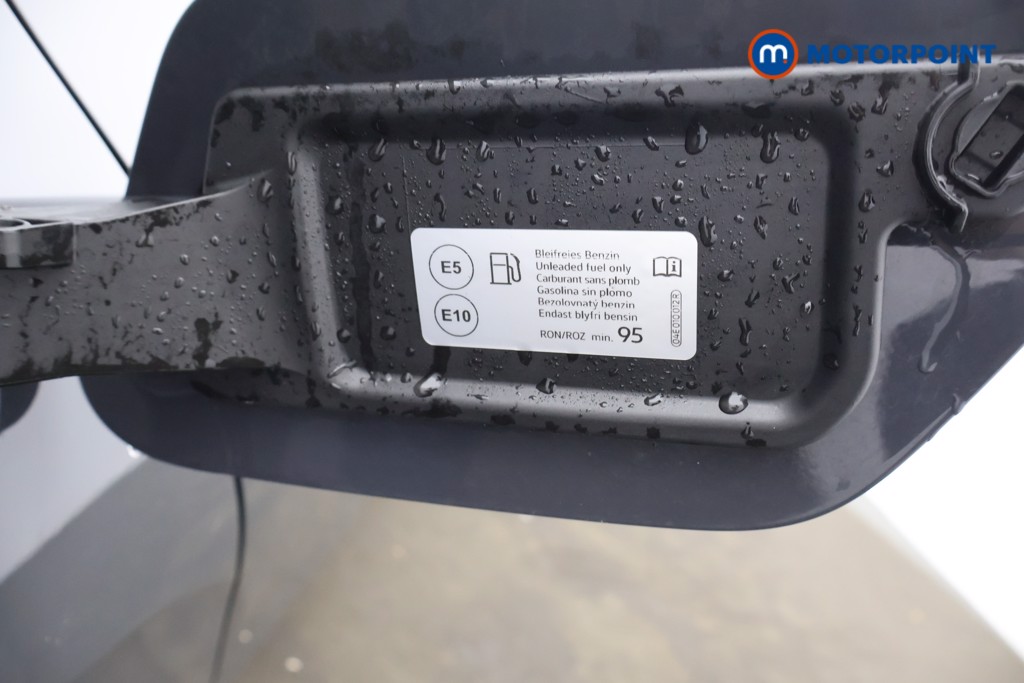 Volkswagen Golf Life Manual Petrol Hatchback - Stock Number (1586505) - 28th supplementary image