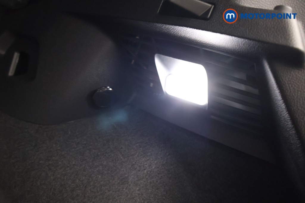 Volkswagen Golf Life Manual Petrol Hatchback - Stock Number (1586505) - 30th supplementary image