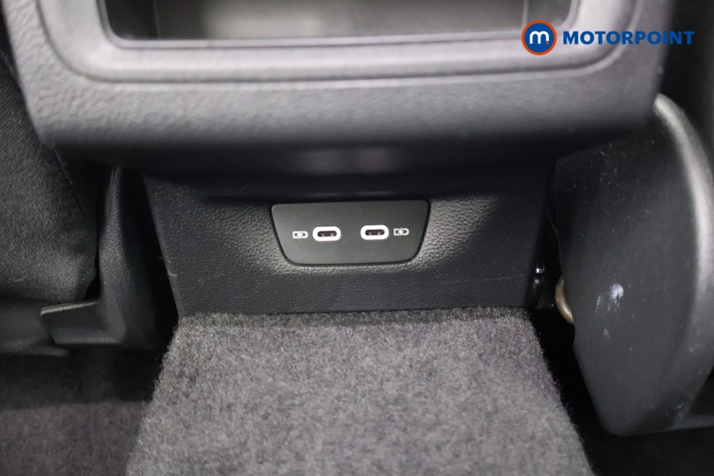 Volkswagen Golf Life Manual Petrol Hatchback - Stock Number (1586505) - 34th supplementary image