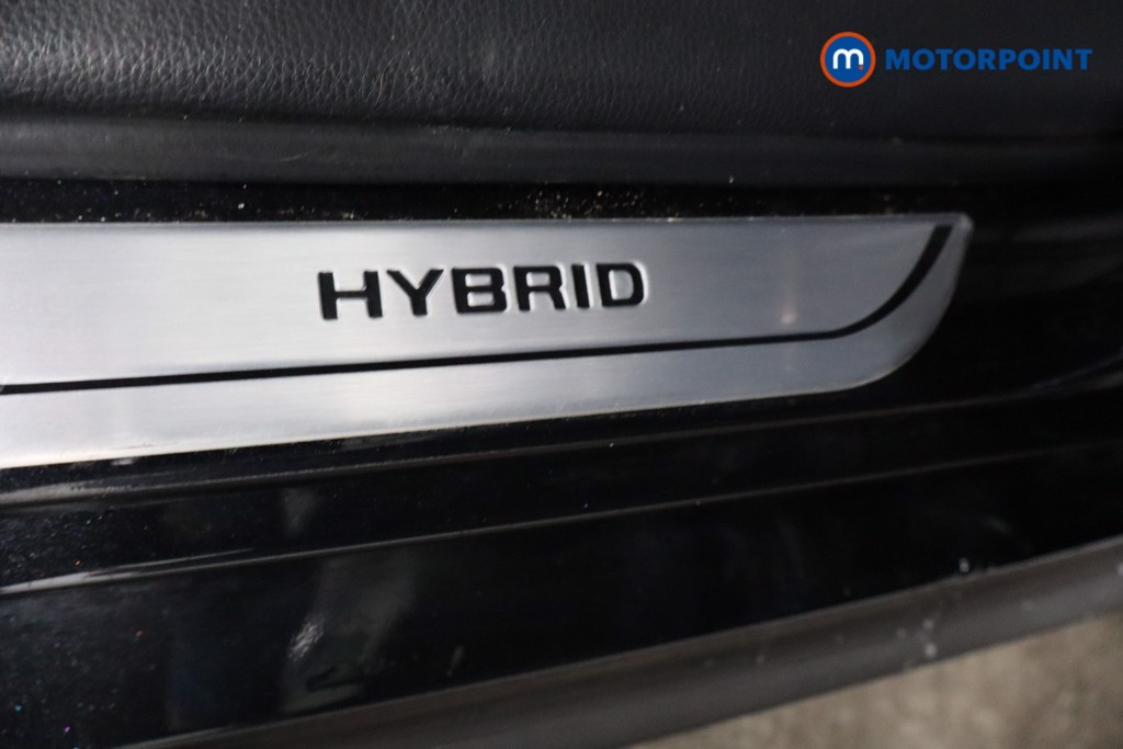 Toyota Yaris Design Automatic Petrol-Electric Hybrid Hatchback - Stock Number (1586773) - 23rd supplementary image