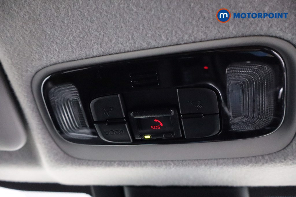Toyota Yaris Design Automatic Petrol-Electric Hybrid Hatchback - Stock Number (1586773) - 26th supplementary image