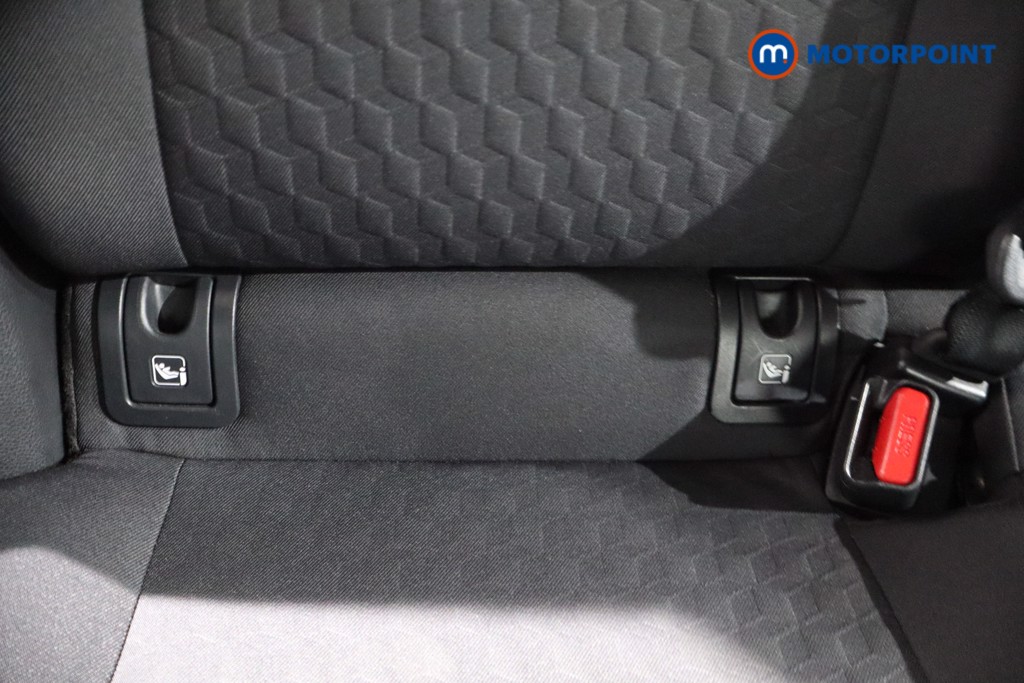 Toyota Yaris Design Automatic Petrol-Electric Hybrid Hatchback - Stock Number (1586773) - 27th supplementary image