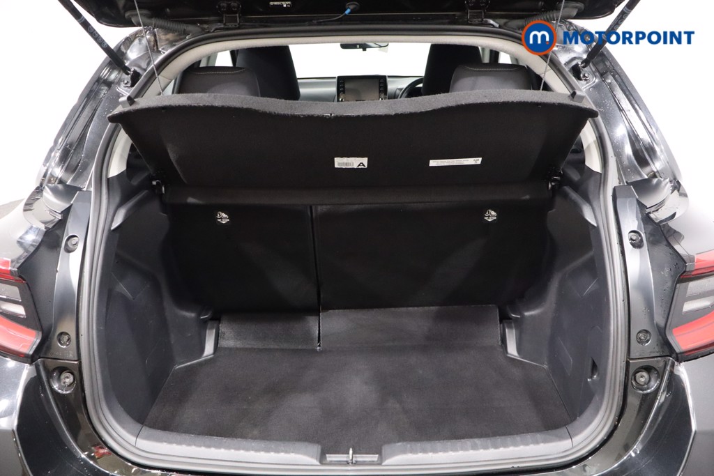Toyota Yaris Design Automatic Petrol-Electric Hybrid Hatchback - Stock Number (1586773) - 39th supplementary image