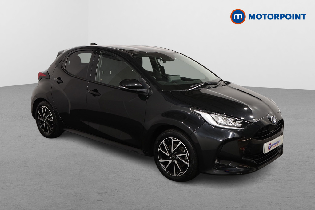 Toyota Yaris Design Automatic Petrol-Electric Hybrid Hatchback - Stock Number (1586773) - Drivers side front corner