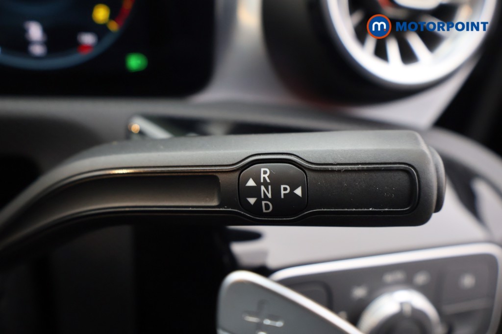 Mercedes-Benz A Class Amg Line Premium Edition Automatic Petrol Hatchback - Stock Number (1586783) - 7th supplementary image