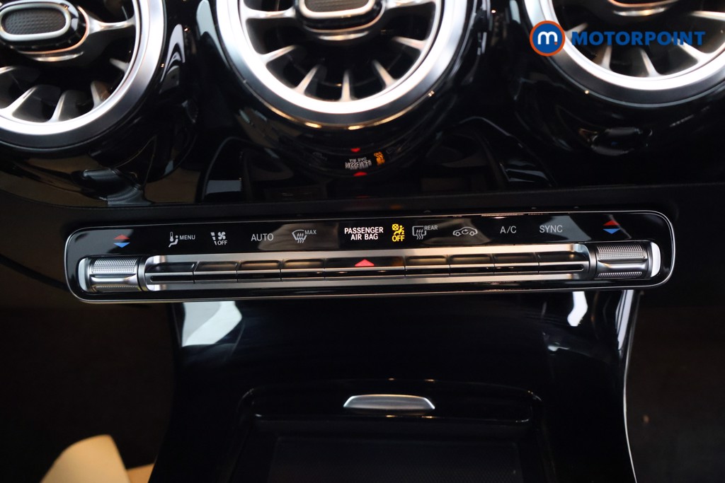 Mercedes-Benz A Class Amg Line Premium Edition Automatic Petrol Hatchback - Stock Number (1586783) - 13th supplementary image