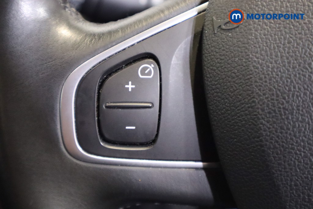 Renault Captur S Edition Manual Petrol SUV - Stock Number (1586949) - 17th supplementary image