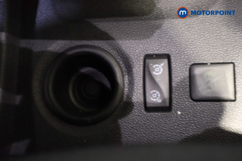 Renault Captur S Edition Manual Petrol SUV - Stock Number (1586949) - 23rd supplementary image