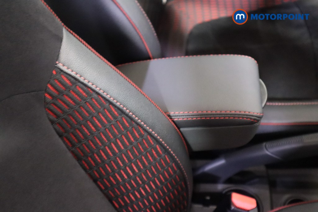 Renault Captur S Edition Manual Petrol SUV - Stock Number (1586949) - 26th supplementary image