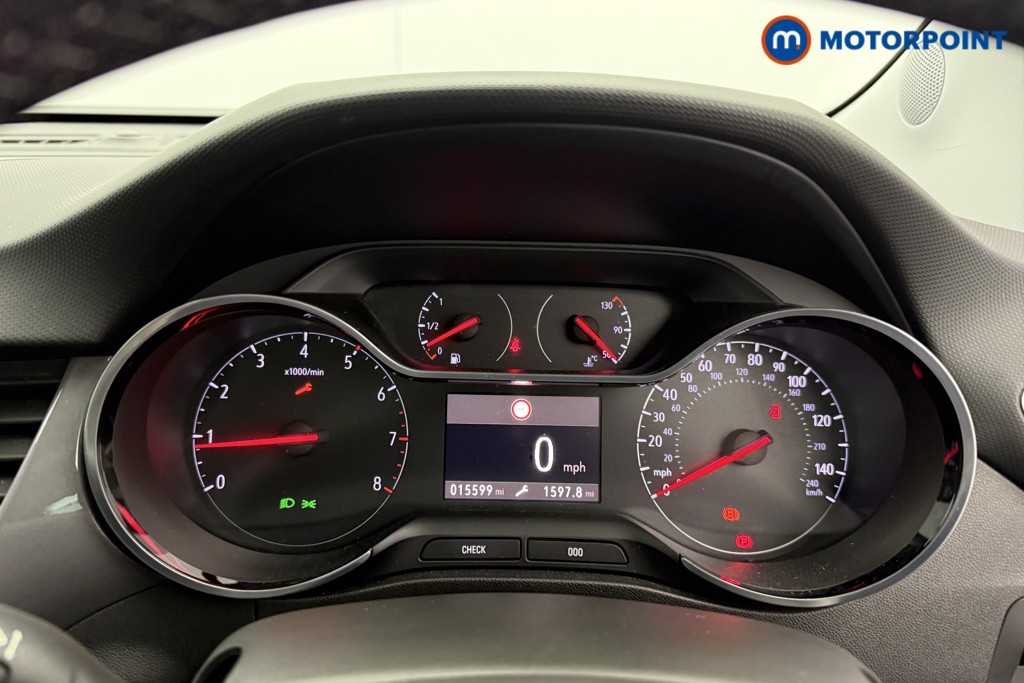 Vauxhall Crossland Ultimate Manual Diesel SUV - Stock Number (1586979) - 5th supplementary image