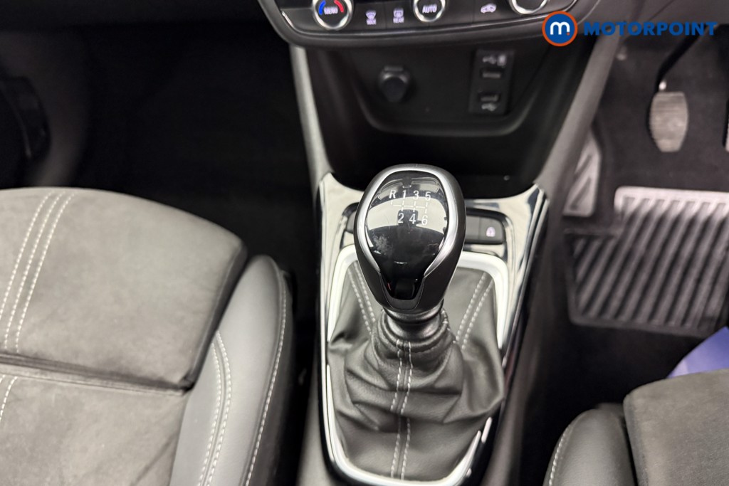 Vauxhall Crossland Ultimate Manual Diesel SUV - Stock Number (1586979) - 11th supplementary image