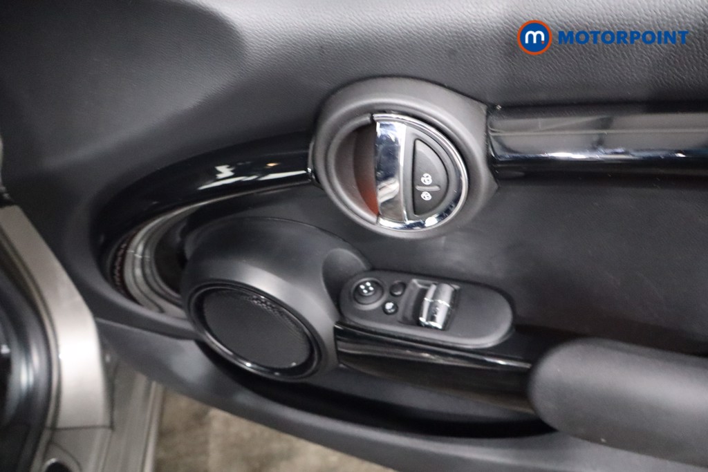 Mini Hatchback Cooper S Sport Automatic Petrol Hatchback - Stock Number (1586981) - 23rd supplementary image