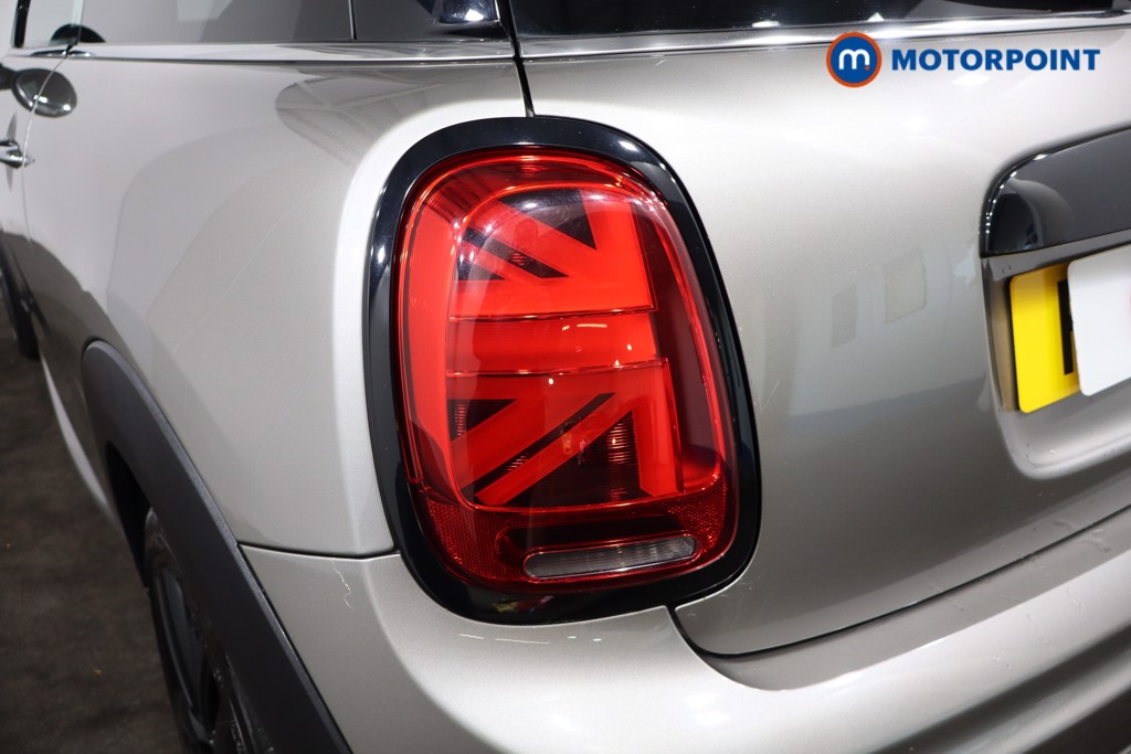 Mini Hatchback Cooper S Sport Automatic Petrol Hatchback - Stock Number (1586981) - 34th supplementary image