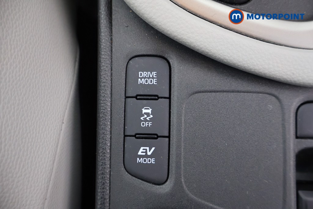 Toyota Yaris Excel Automatic Petrol-Electric Hybrid Hatchback - Stock Number (1587060) - 18th supplementary image