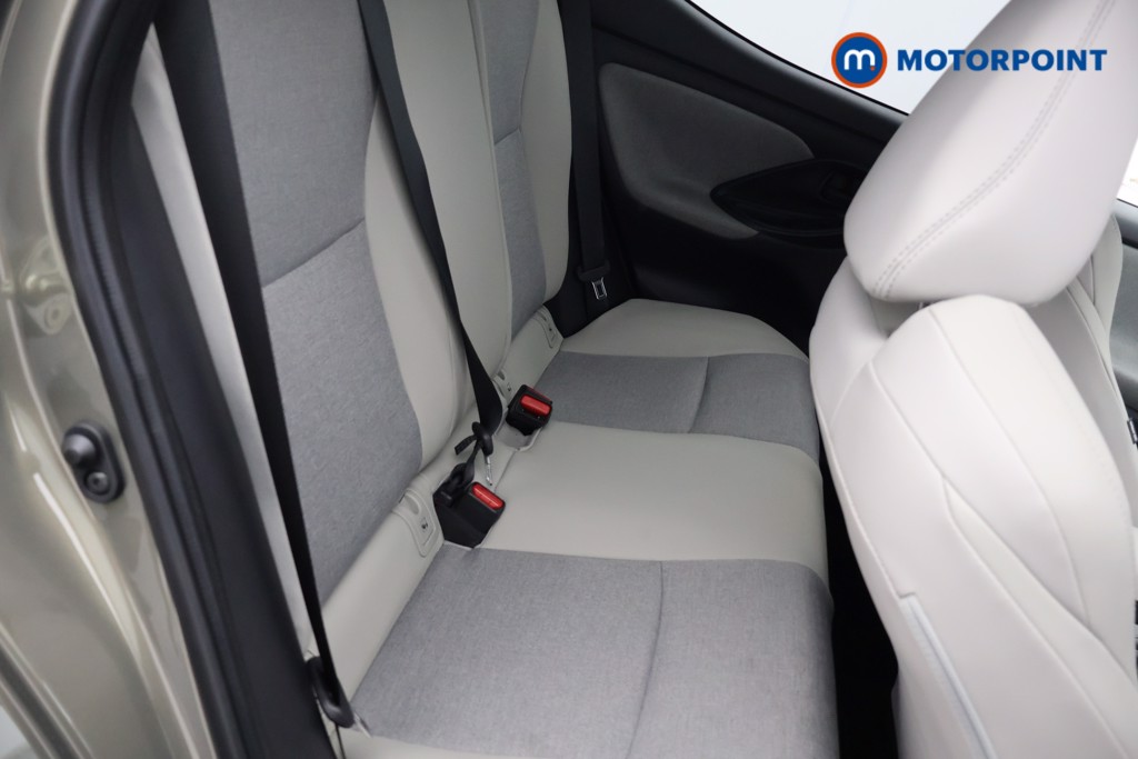 Toyota Yaris Excel Automatic Petrol-Electric Hybrid Hatchback - Stock Number (1587060) - 29th supplementary image
