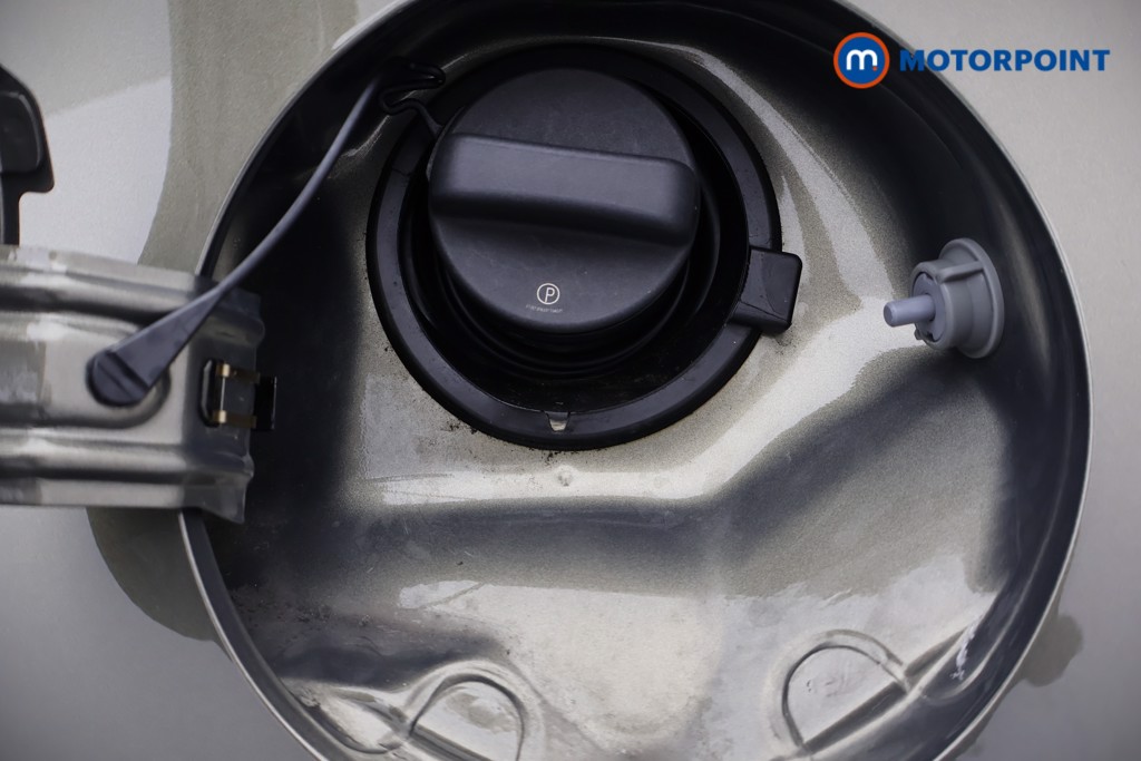 Toyota Yaris Excel Automatic Petrol-Electric Hybrid Hatchback - Stock Number (1587060) - 35th supplementary image