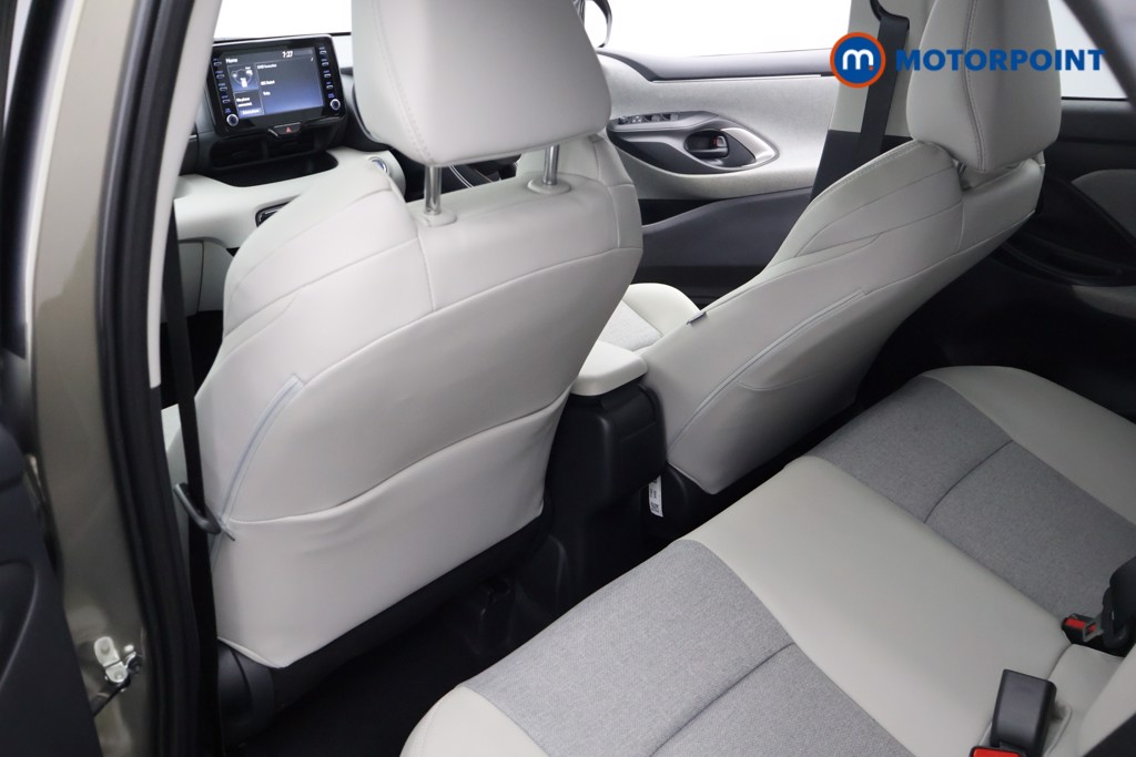 Toyota Yaris Excel Automatic Petrol-Electric Hybrid Hatchback - Stock Number (1587060) - 37th supplementary image