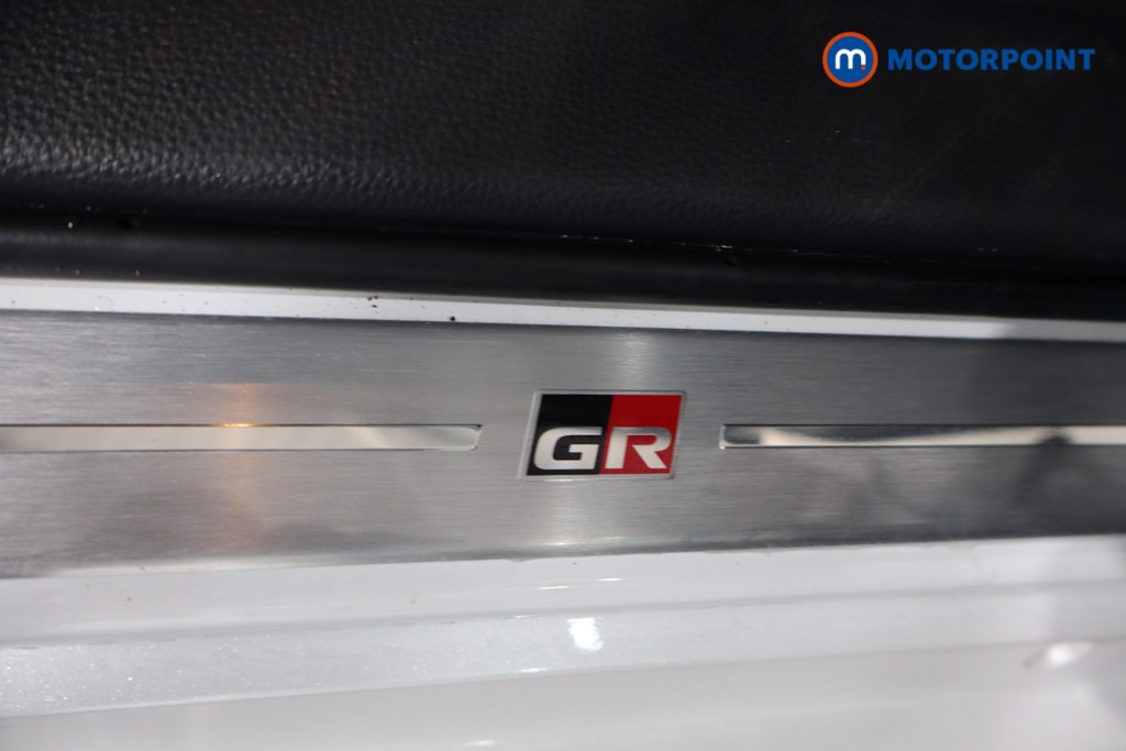 Toyota Corolla Gr Sport Automatic Petrol-Electric Hybrid Hatchback - Stock Number (1587188) - 21st supplementary image