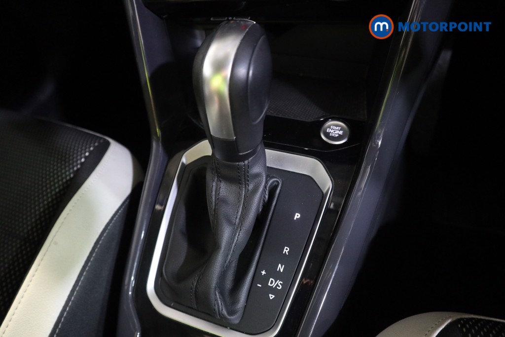 Volkswagen T-Roc SEL Automatic Petrol SUV - Stock Number (1587296) - 10th supplementary image