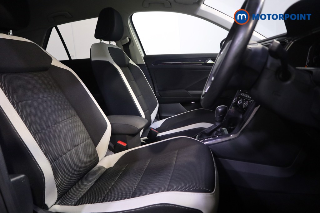 Volkswagen T-Roc SEL Automatic Petrol SUV - Stock Number (1587296) - 16th supplementary image