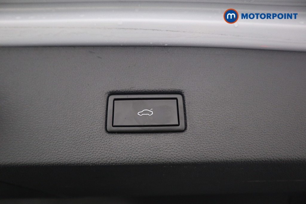 Volkswagen T-Roc SEL Automatic Petrol SUV - Stock Number (1587296) - 21st supplementary image