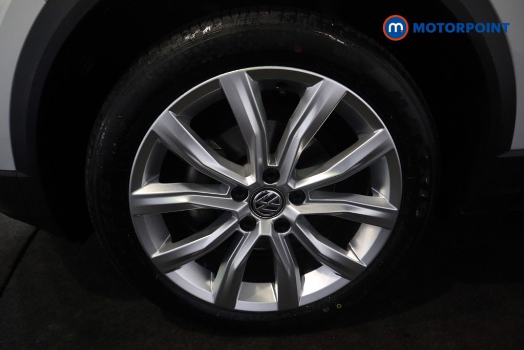 Volkswagen T-Roc SEL Automatic Petrol SUV - Stock Number (1587296) - 24th supplementary image