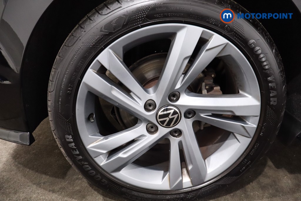 Volkswagen Golf R-Line Manual Petrol Hatchback - Stock Number (1587354) - 9th supplementary image